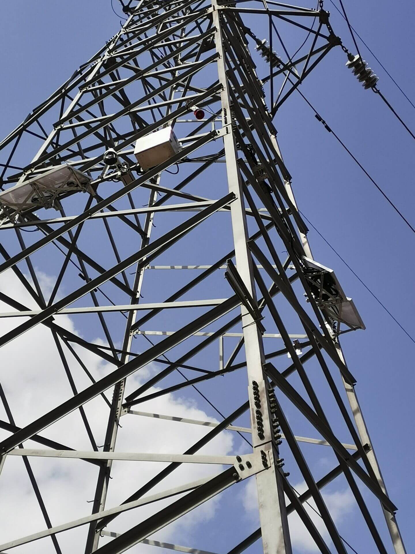 輸電線(xiàn)路激光防外破在線(xiàn)監(jiān)測(cè)裝置